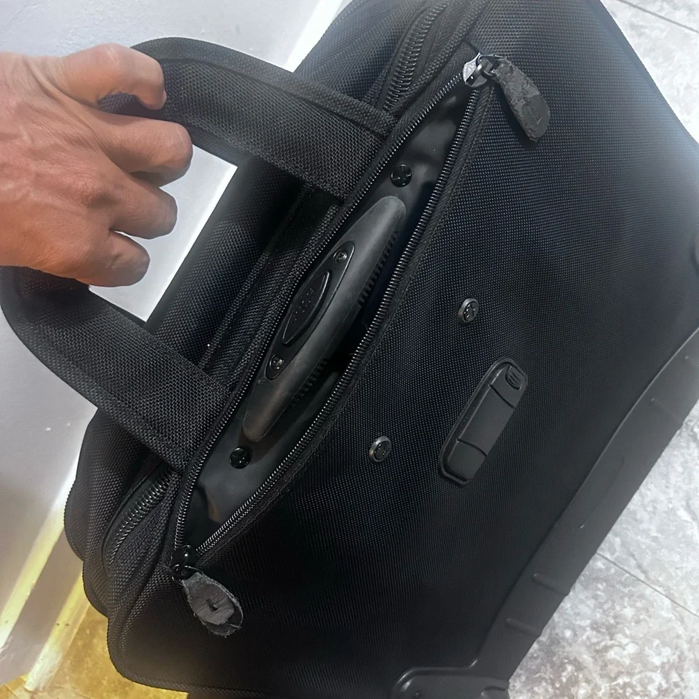 WWE Black suitcase Backpack with Logo Patchfor laptop 17 inch  suitcase - Picture 5 of 11